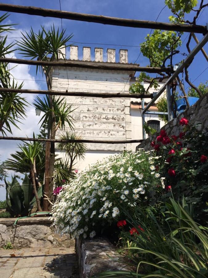 La Torretta Bianca Bed and Breakfast Cava deʼ Tirreni Buitenkant foto